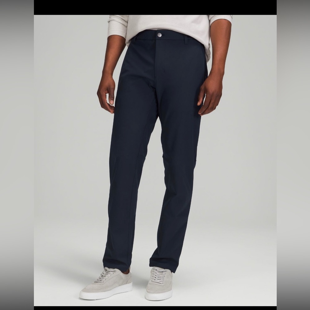 NWT! Mens Commission Classic-Fit Pant 32"
Warpstreme